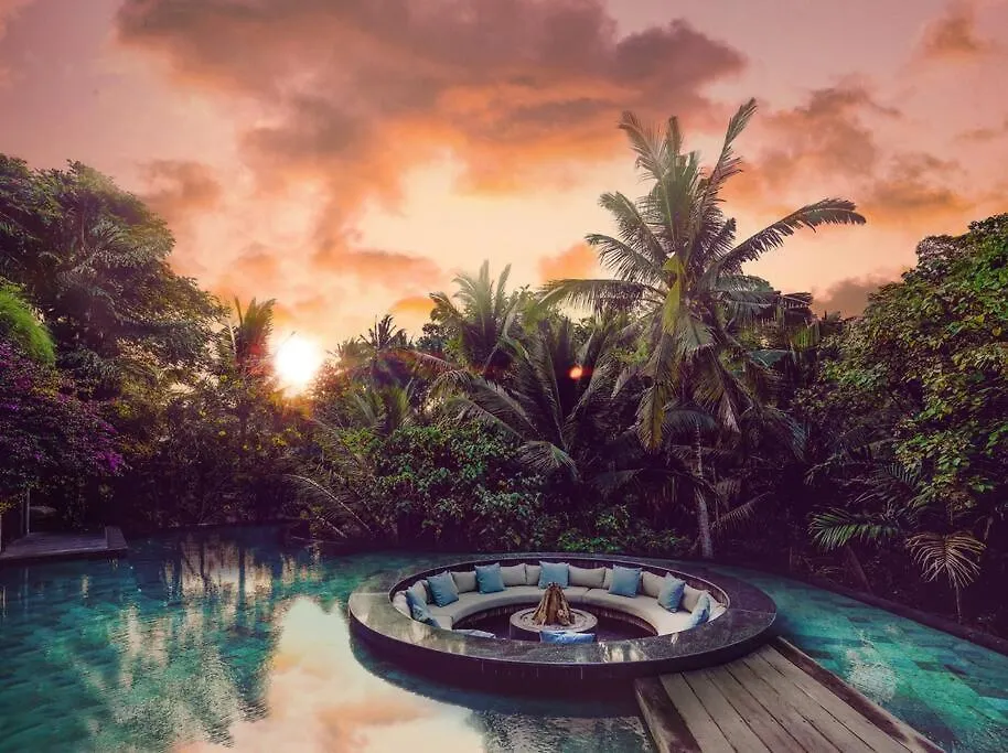 Dwa Chandra Full-Service Luxury 4Br Villa & River Ubud 0*,