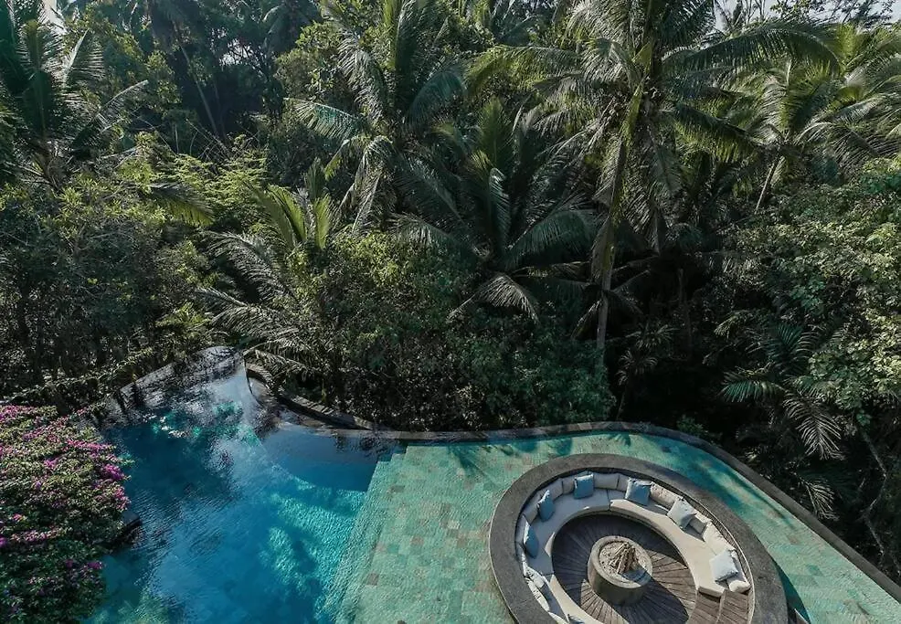 Dwa Chandra Full-Service Luxury 4Br Villa & River Ubud 0*,
