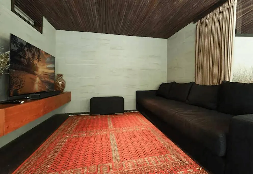 Dwa Chandra Full-Service Luxury 4Br Villa & River Ubud