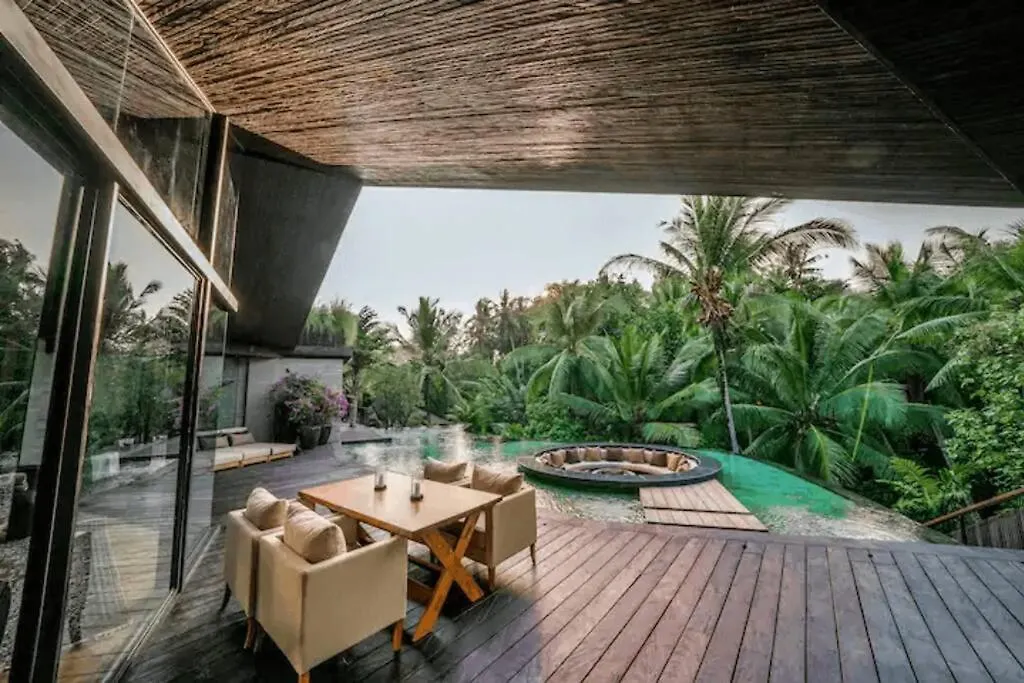Dwa Chandra Full-Service Luxury 4Br Villa & River Ubud