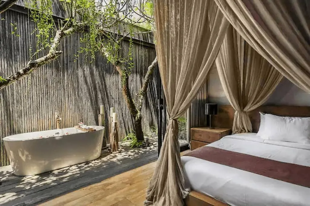 Dwa Chandra Full-Service Luxury 4Br Villa & River Ubud Indonesia